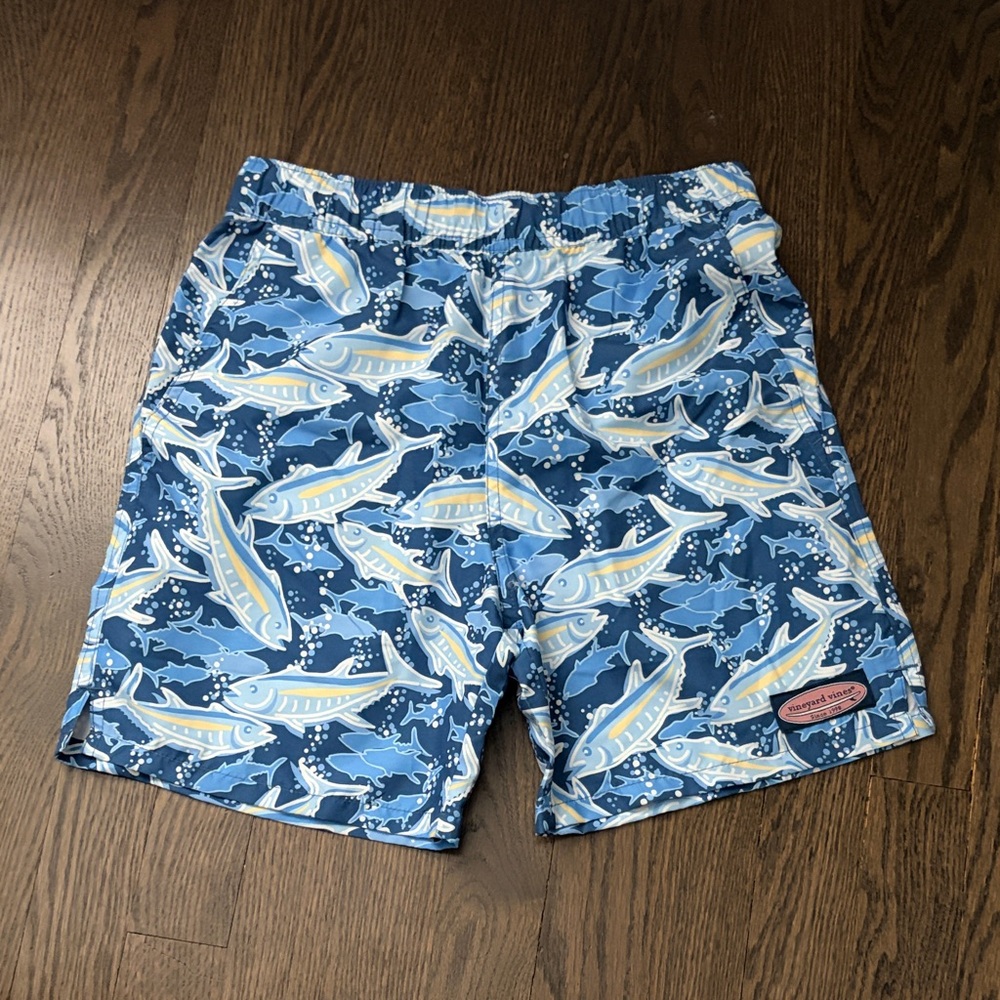 NWT Vineyard Vines Light Blue Fish-Print Swim Shorts